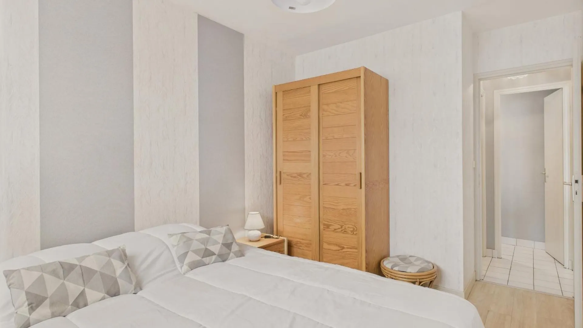 Vue Mer - 25M De La Plage, Appartement Pour 4 Erquy 0*,