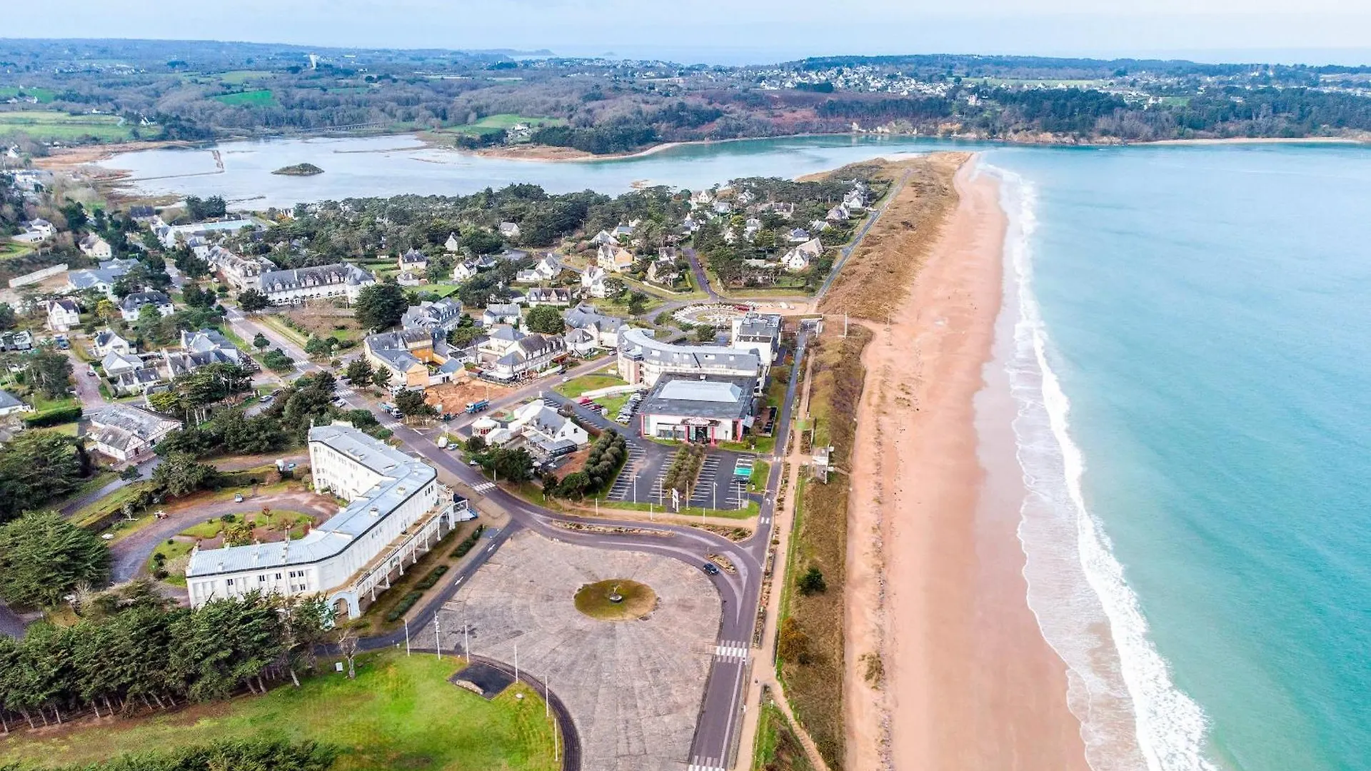 Vue Mer - 25M De La Plage, Appartement Pour 4 Erquy 0*,